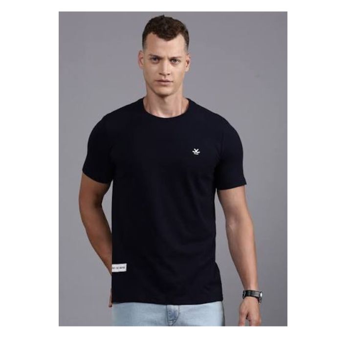 black t-shirt for men